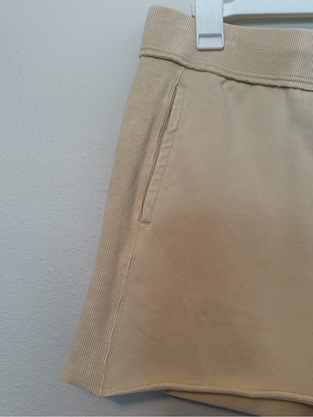 Women's Mid-Rise French Terry
Shorts - Picture 4 of 8